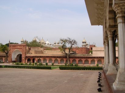 die Marmormoschee Moti Masjid