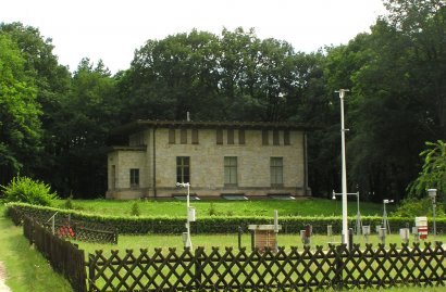 Messwiese der meteorologischen Station und Magnetisches Observatorium