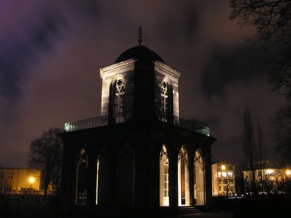 die Gotische Bibliothek am Heiligen See