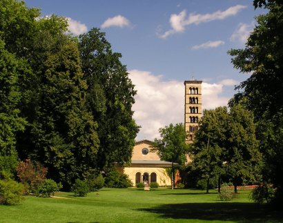 Blick vom Marlygarten zur Frierdenskirche
