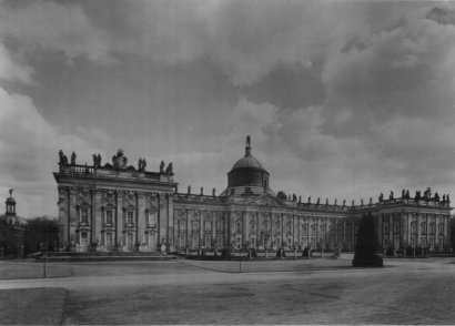 das Neue Palais vor 1945