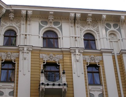 Detailaufnahme Jugendstilfassade in der Baznicas Iela