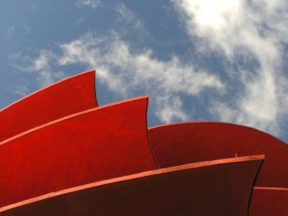 Detailaufnahme Dach HansOtto Theater